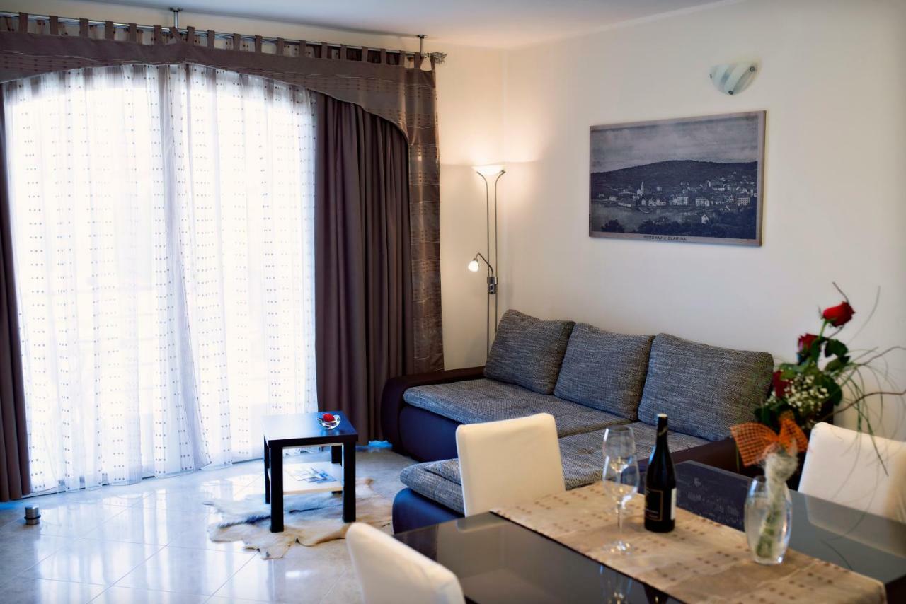 Apartmani Fortuna Zlarin Eksteriør bilde